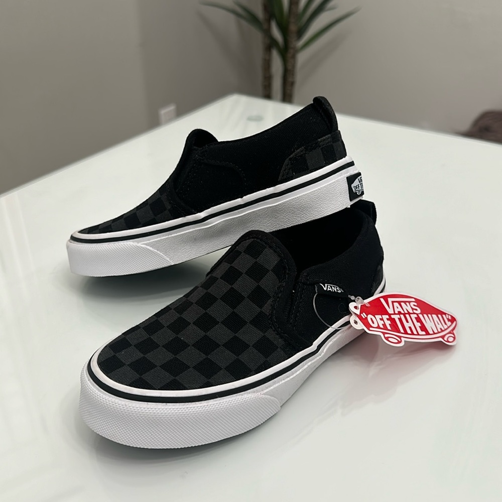 Kids black checkered Vans